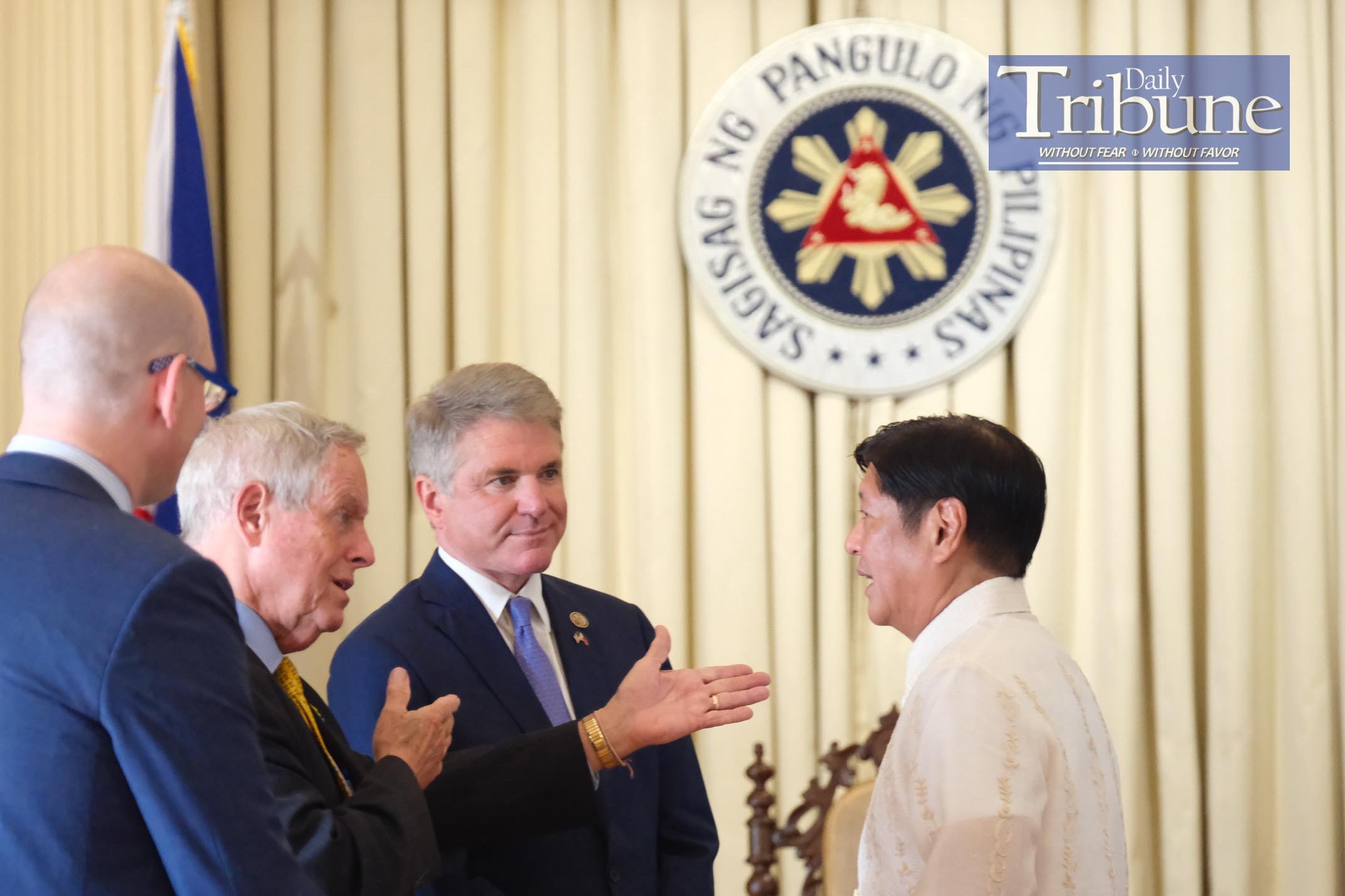 LOOK: President Ferdinand Marcos Jr. meets the United States Congressional Delegation (CODEL) of the House Committee Affairs; Representative Michael McCaul (Republican) – Chairman of the House Committee on Foreign Affairs and Chairman Emeritus of the House Committee on Homeland Security; and Representative Joe Wilson (Republican) – House Committee on Foreign Affairs during a courtesy call in Malacanang Palace on 8 August 2024.